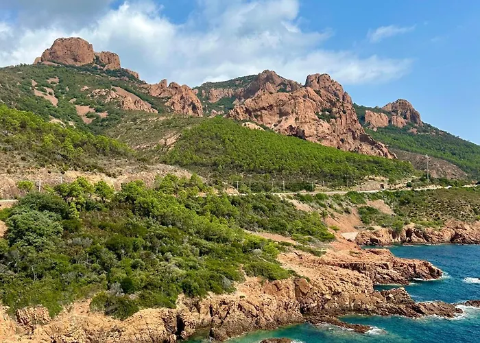 Vue Au Calme Dans Le Hameau De Cap Estérel, Agay - Saint-raphaël Apartamento *
