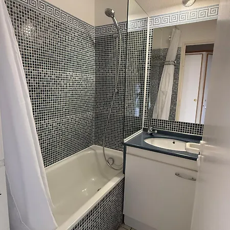 Vue Au Calme Dans Le Hameau De Cap Esterel, Agay - Saint-raphael Apartamento Saint-Raphaël