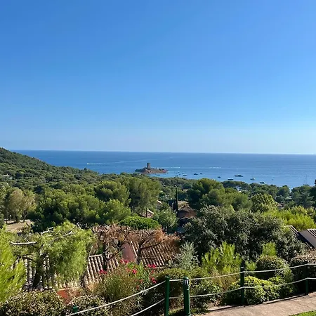Vue Au Calme Dans Le Hameau De Cap Esterel, Agay - Saint-raphael Saint-Raphaël