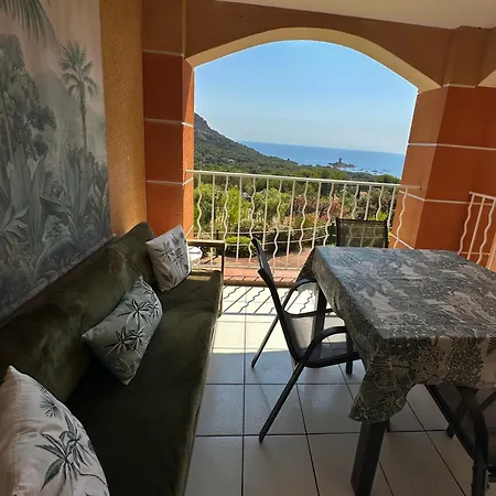 Vue Au Calme Dans Le Hameau De Cap Esterel, Agay - Saint-raphael Apartamento *