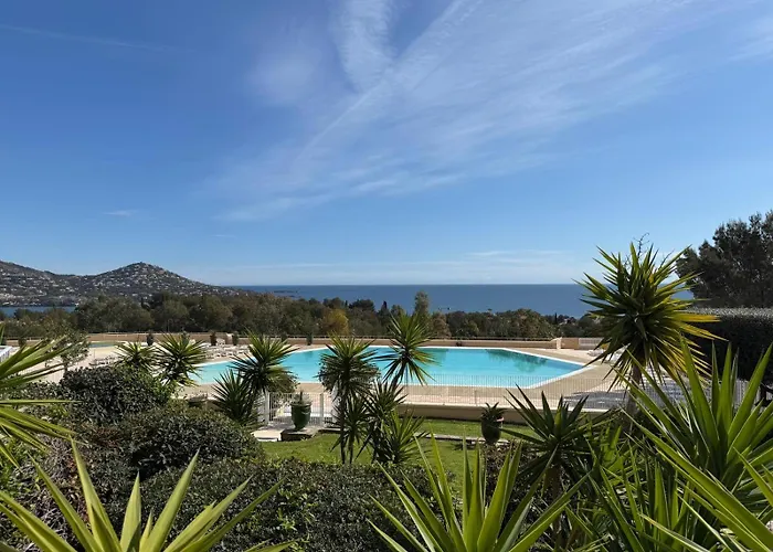 Vue Exceptionnelle Cap Esterel Apartamento *